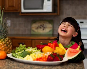Simple ways to include fruits in your kids daily di ...